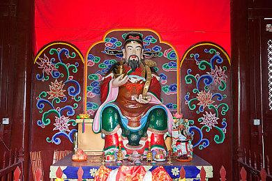 《太阳帝国的原罪2》进入抢先体验 但现在还不好玩